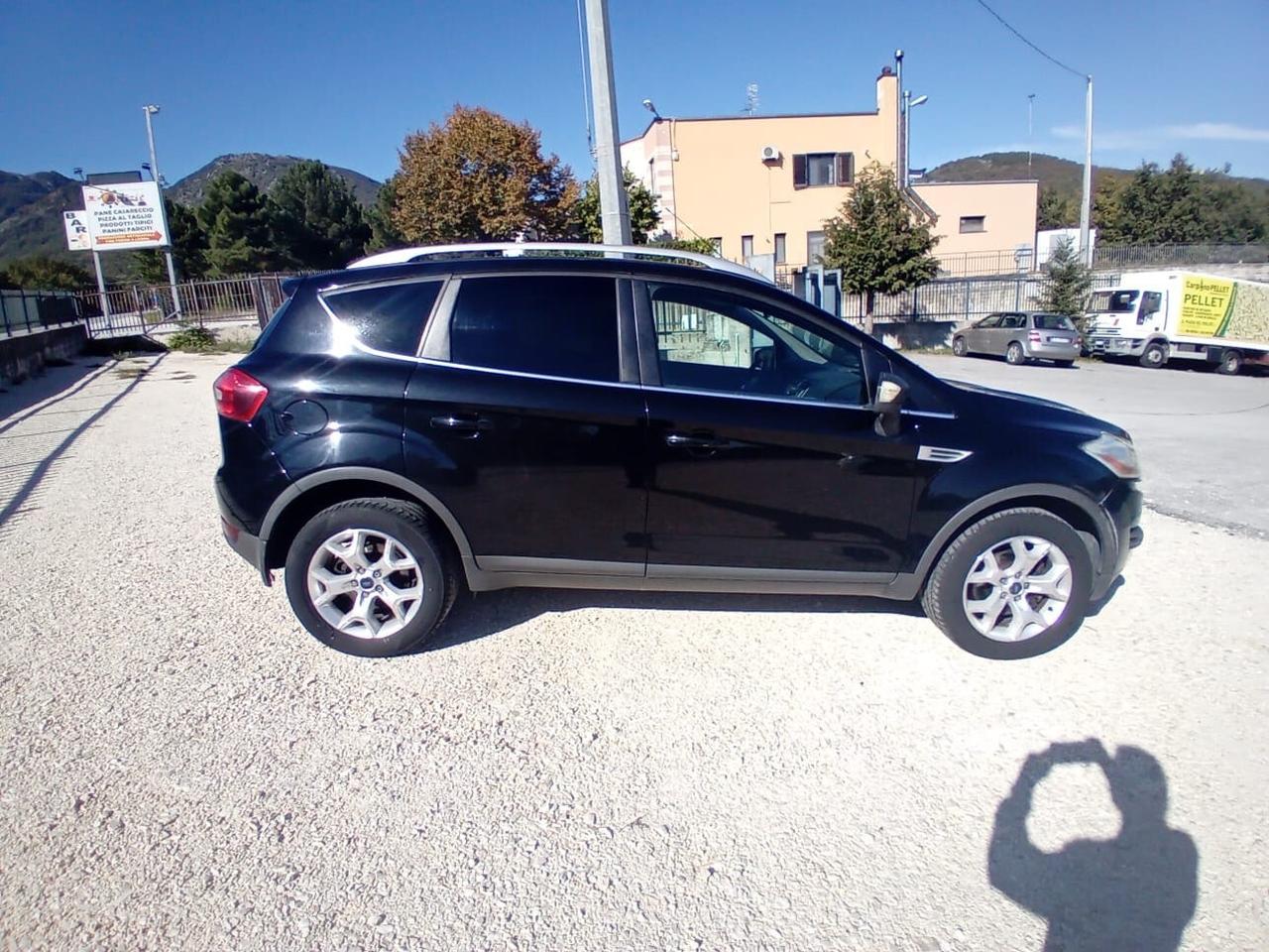 Ford Kuga 2.0 TDCi 140 CV 2WD Titanium DPF