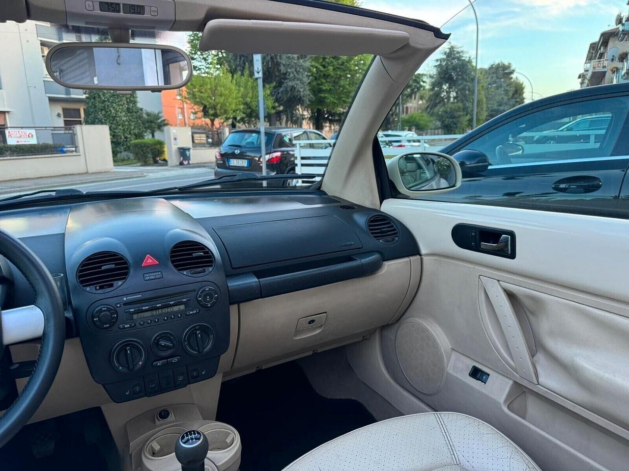 VW NEW BEETLE 1.9 TDI 101CV CABRIO