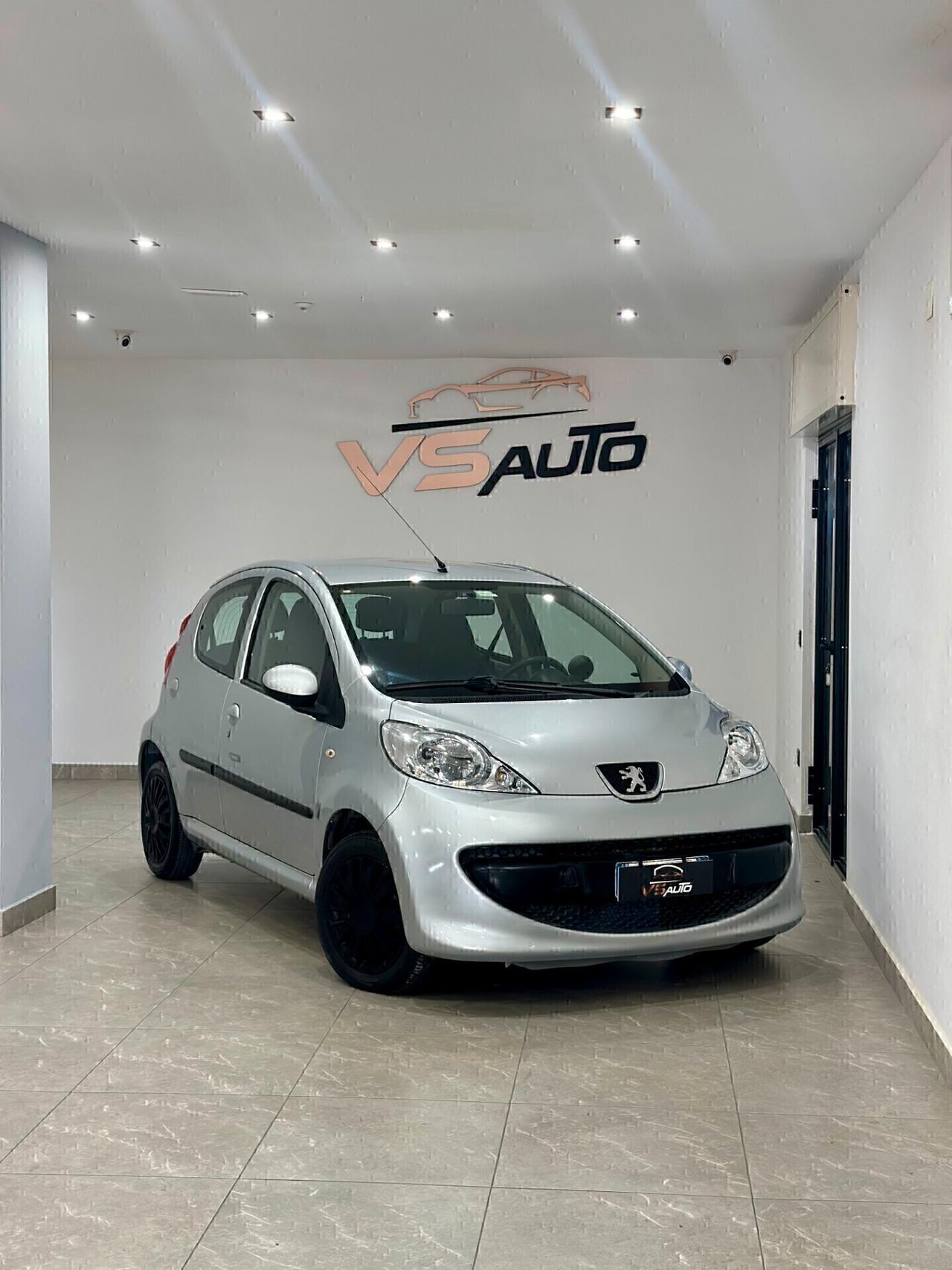 Peugeot 107 1.0 68CV 5p. Plaisir