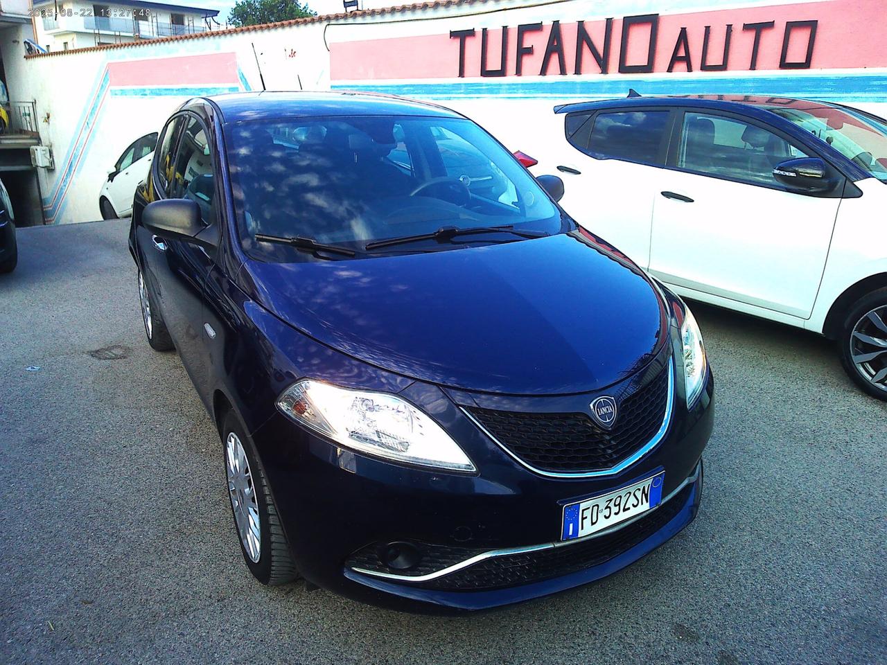 Lancia Ypsilon 1.2 69 CV 5 porte GPL Ecochic Silver