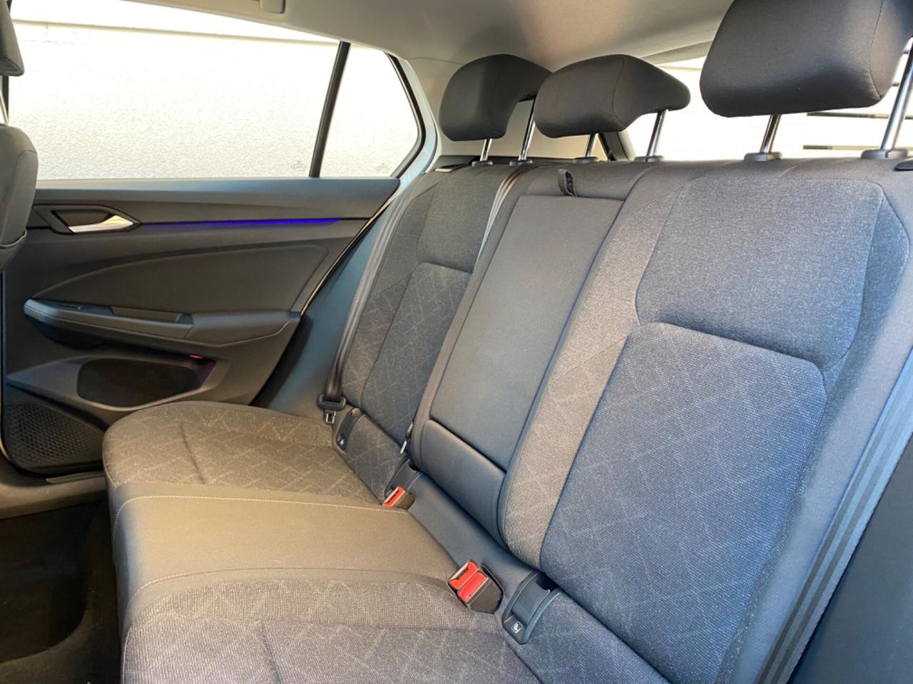 Volkswagen Golf Variant 1.0 eTSI EVO DSG Life