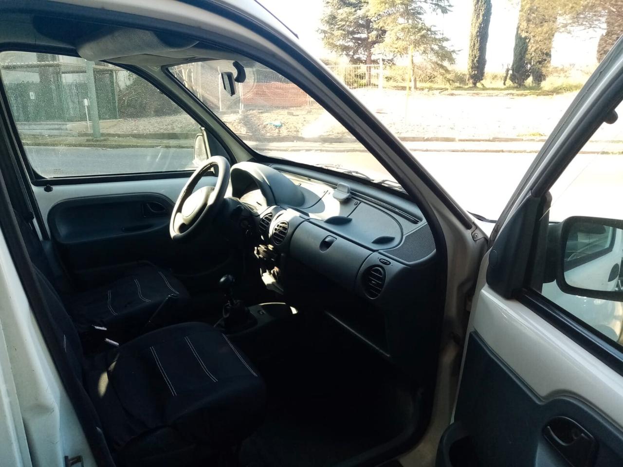 RENAULT KANGOO 1.4 CAT RN