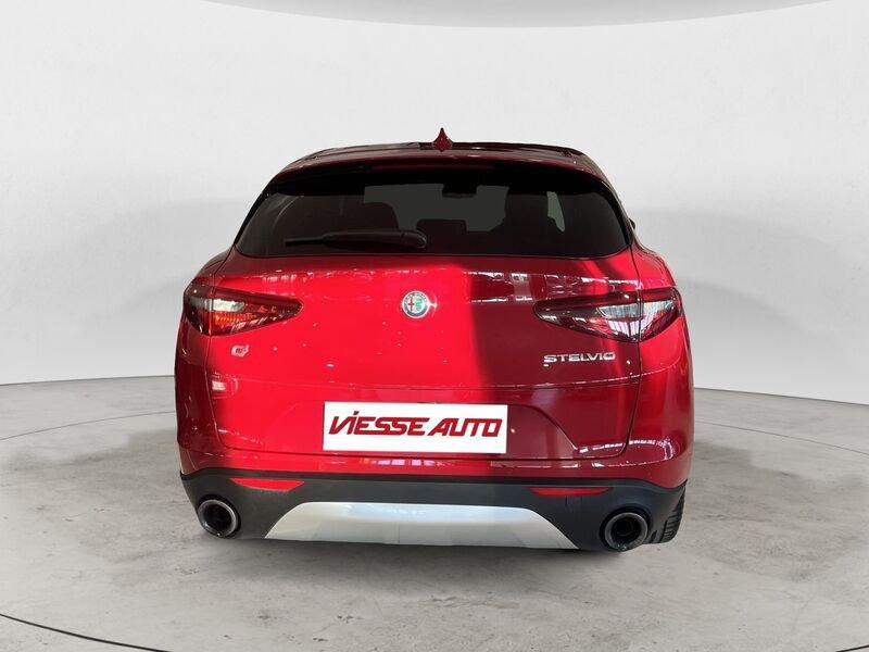 Alfa Romeo Stelvio Stelvio 2.0 Turbo 280 CV AT8 Q4 First Edition