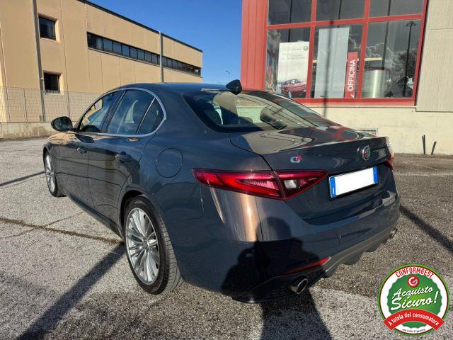 ALFA ROMEO Giulia 2.2 150cv AT8 Super R.Lega 18" Doppio scarico