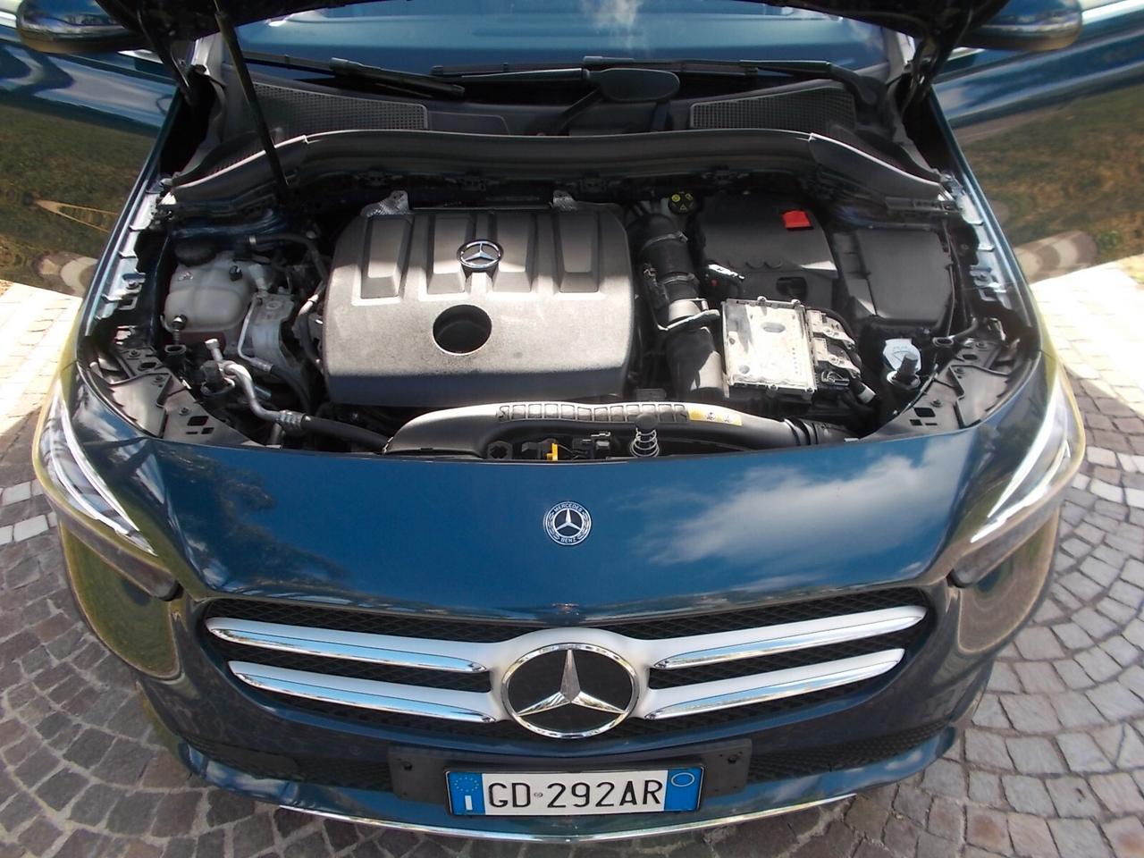 Mercedes-benz B180 1.5 dCi *FULL OPT-LUCI AMBIENT*