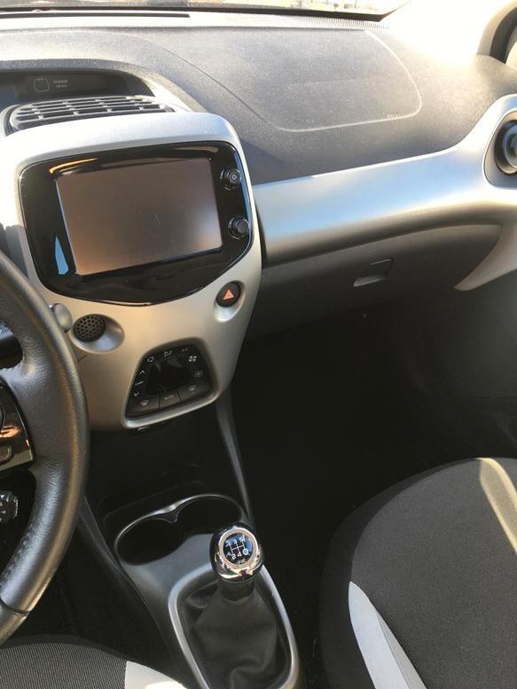 Toyota Aygo 1.0 VVT-i 69 CV 5 porte x-cite