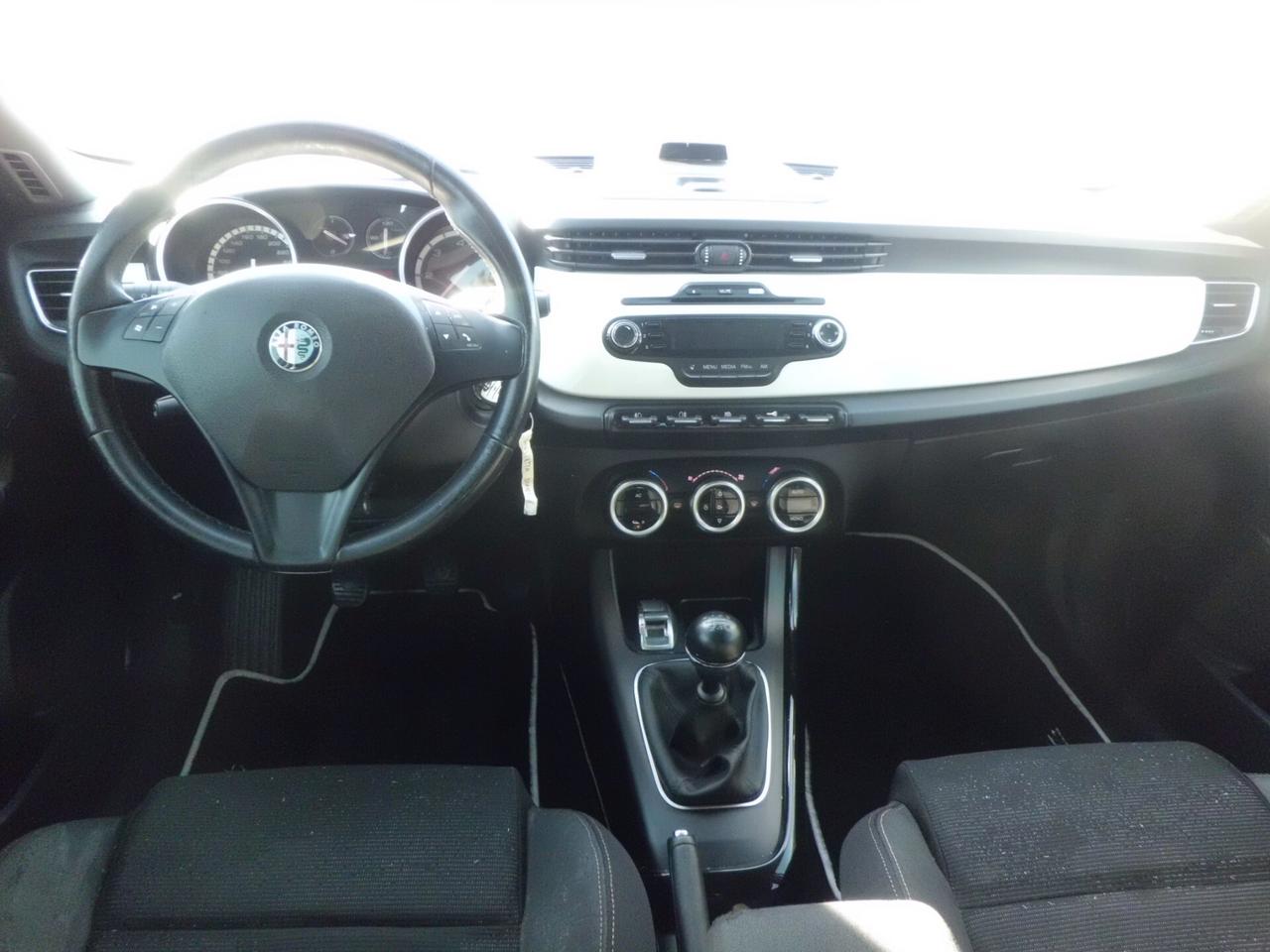 Alfa Romeo Giulietta 1.6 JTDm-2 105 CV Distinctive