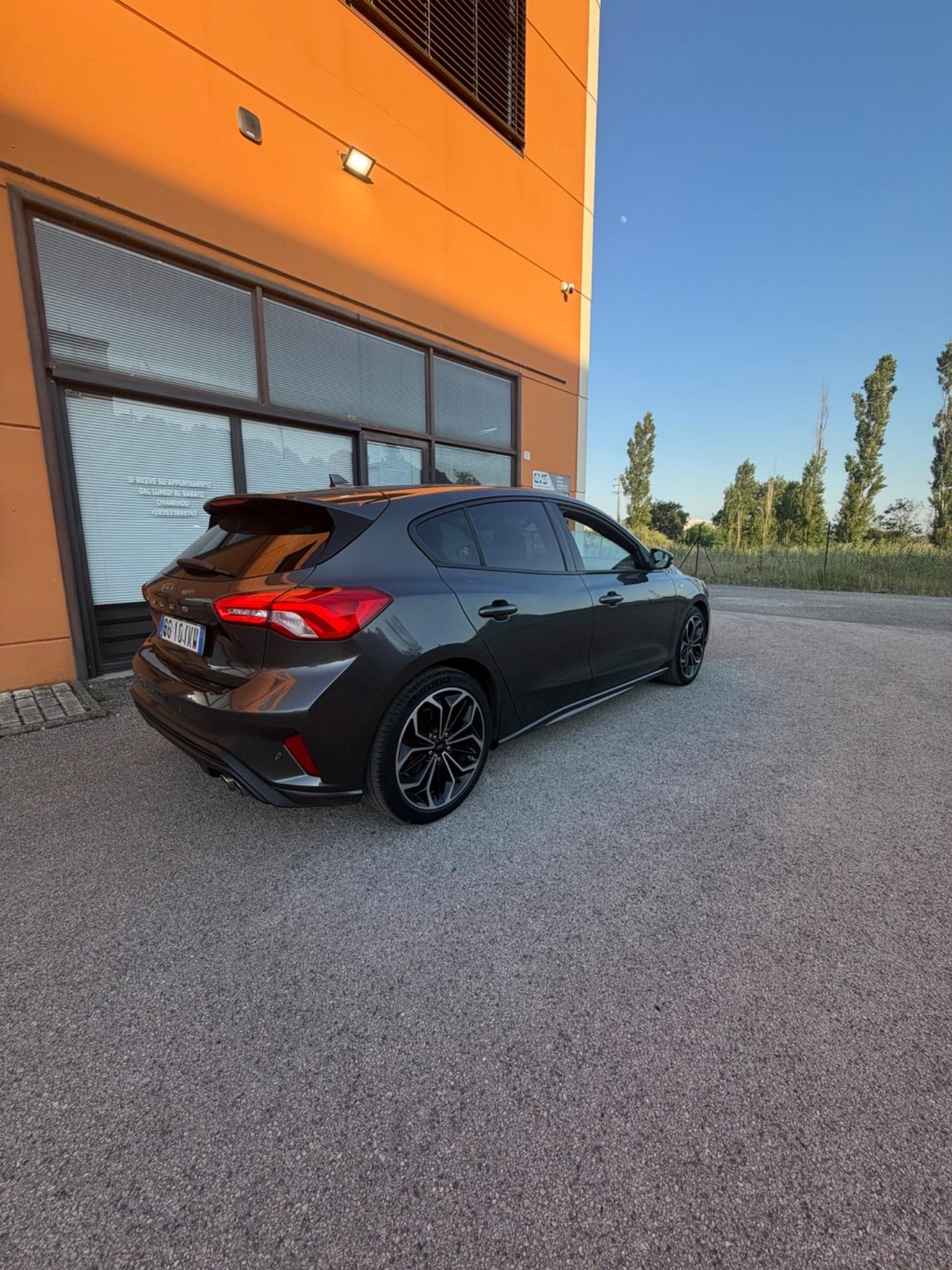 Ford Focus ST-Line GARANZIA 12/36 MESI