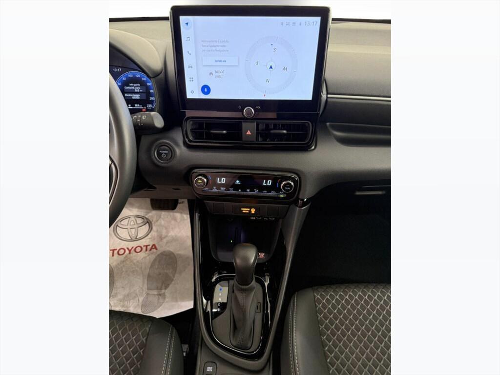 Toyota Yaris 1.5 Hybrid 130 Lounge E-CVT