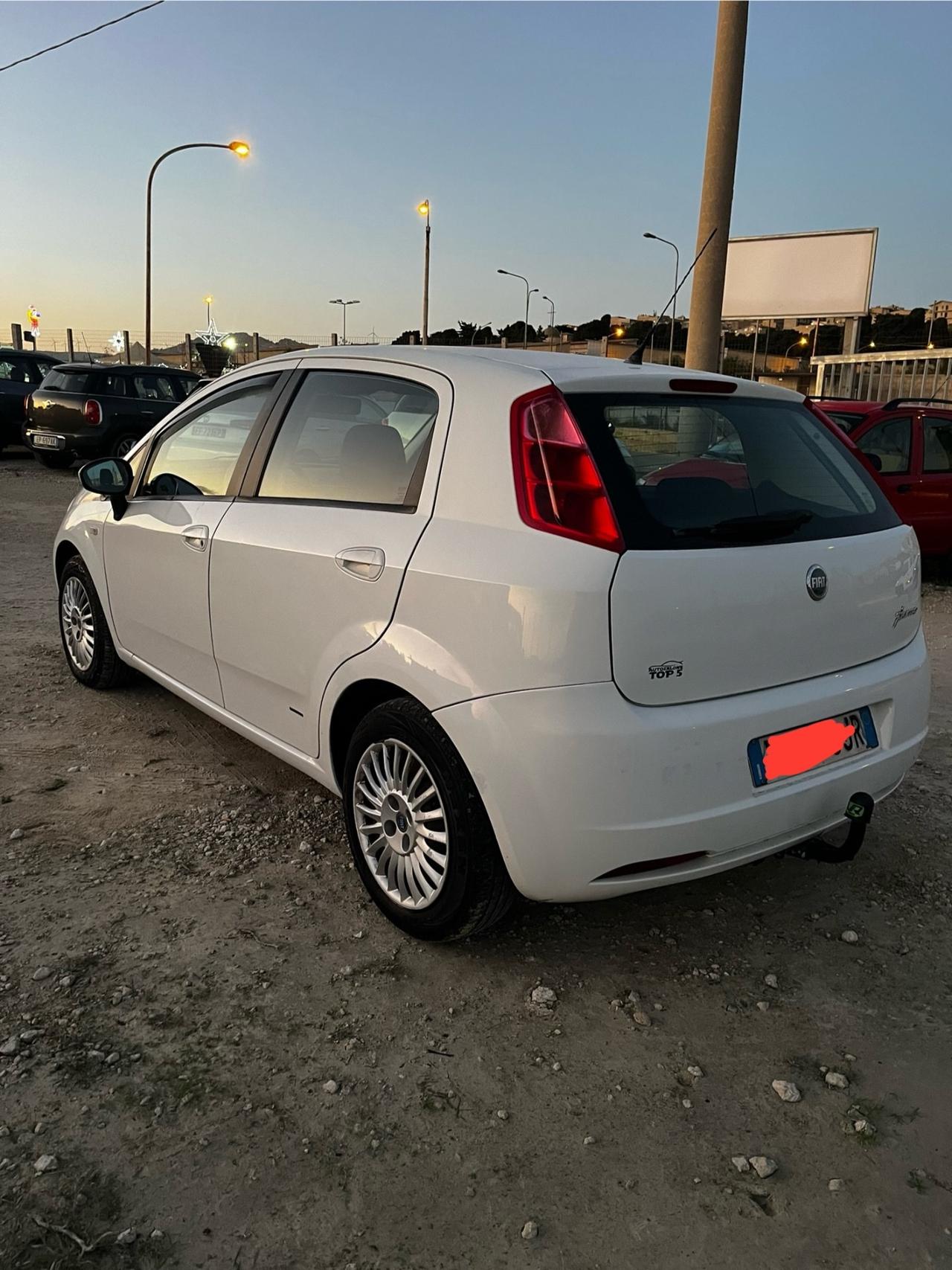 Fiat Grande Punto Grande Punto 1.3 MJT 75 CV con gancio traino