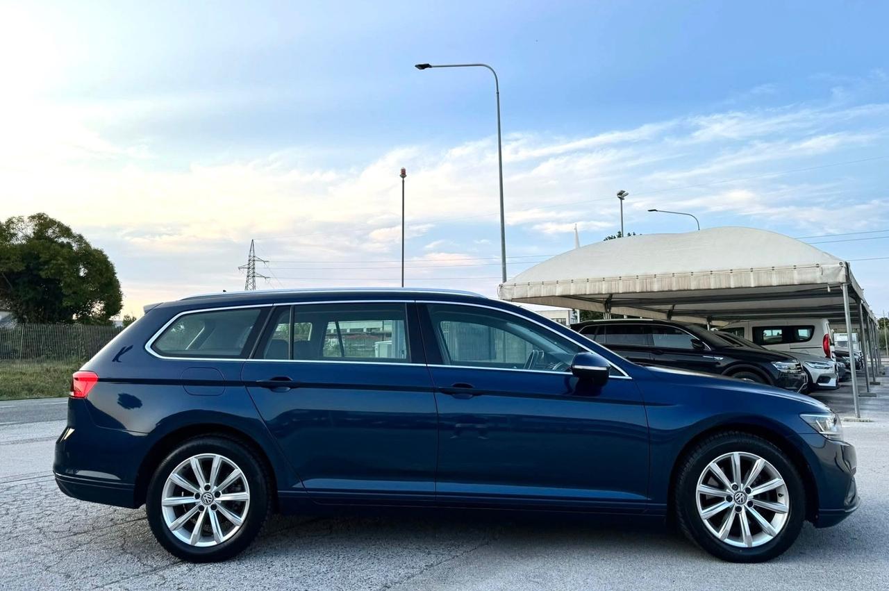 VOLKSWAGEN PASSAT 2.0 Tdi EVO Dsg-Virtual Led Navi