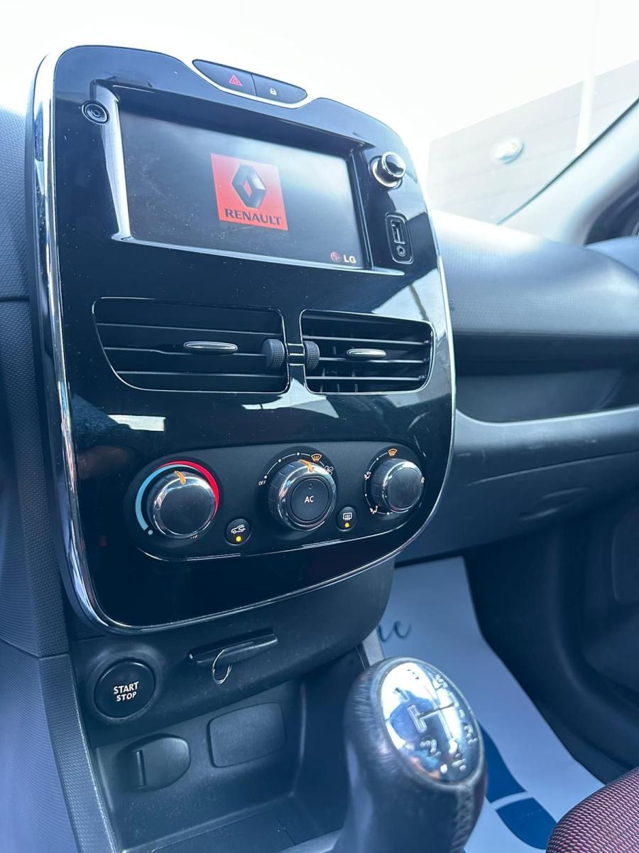 RENAULT - Clio - 1.2 75 CV 5p. NEOPATENTATI