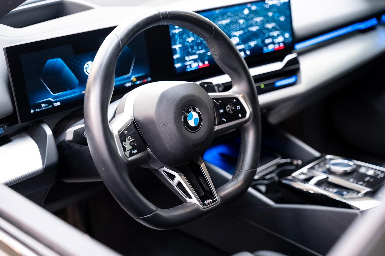 BMW 520d Serie 5 G61 Touring 48V xdrive MSport Pro auto IVA ESPOSTA