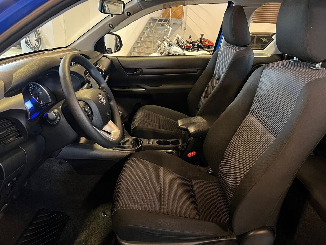 Toyota Hilux 2.4 D-4D 4WD 2 porte Chassis & Cab Comfort