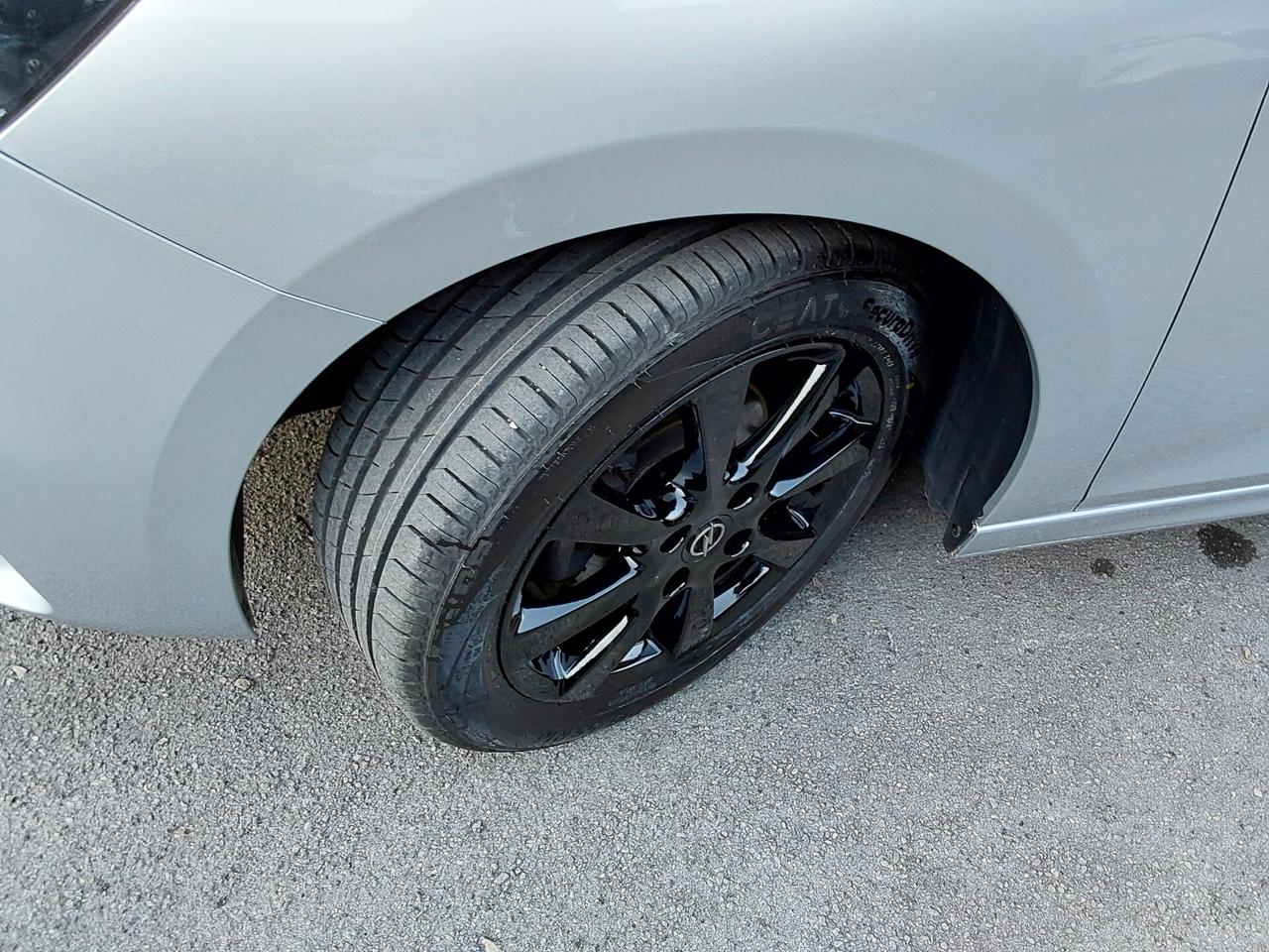 Opel Corsa 1.2 75 CV Edition BICOLORE.