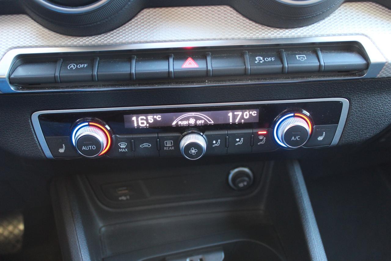 Audi Q2 35 TDI quattro S tronic Business