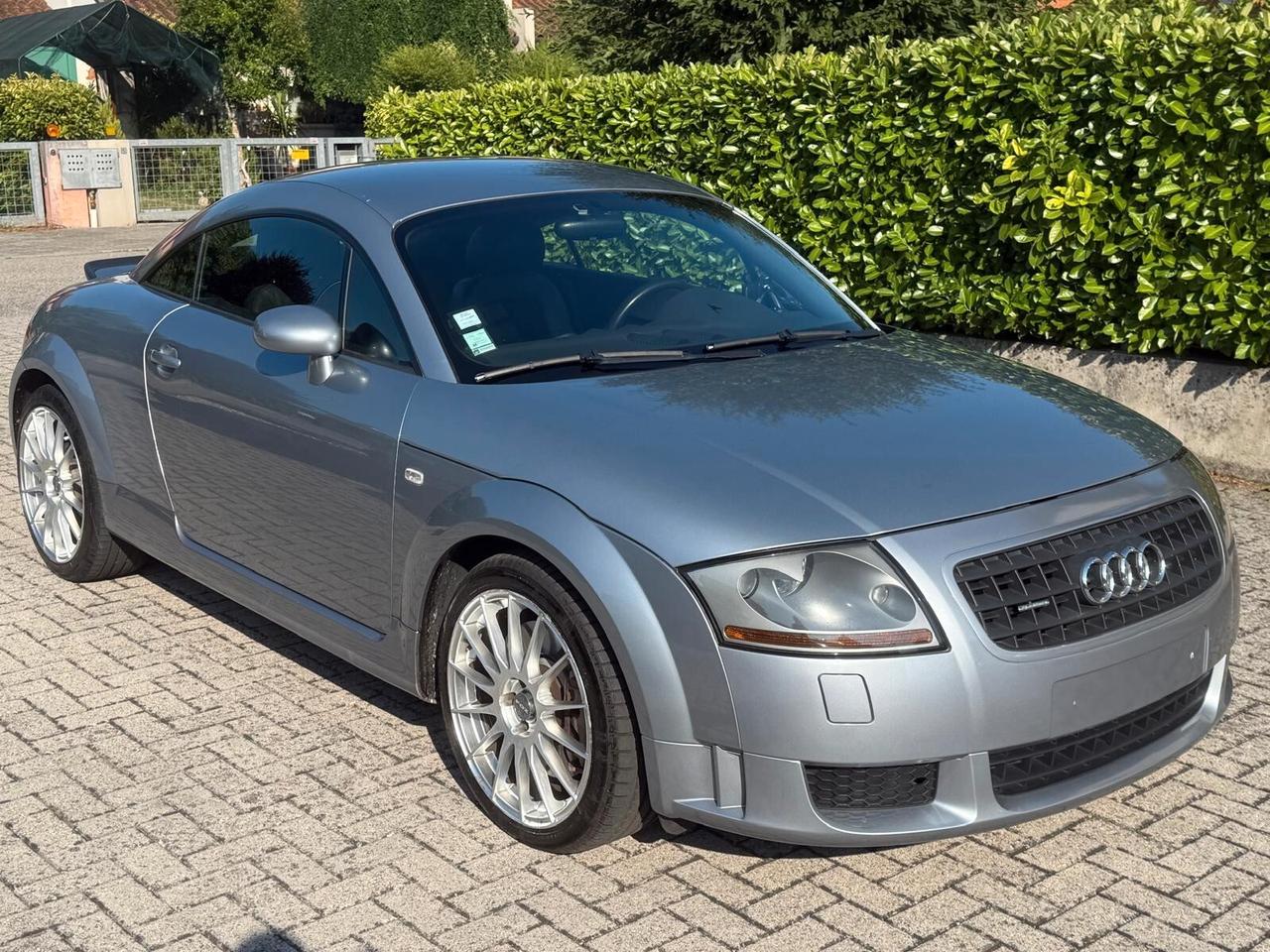 Audi TT Coupé 3.2 V6 quattro