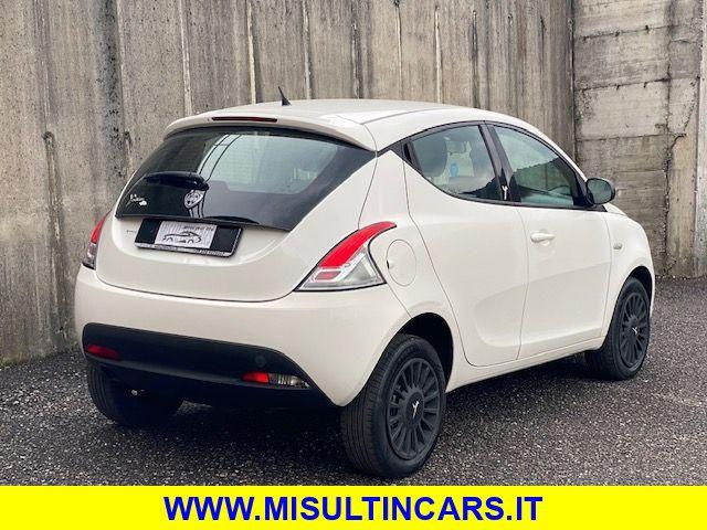 LANCIA Ypsilon 0.9 TwinAir 85 CV 5 porte Metano Ecochic Elefantin
