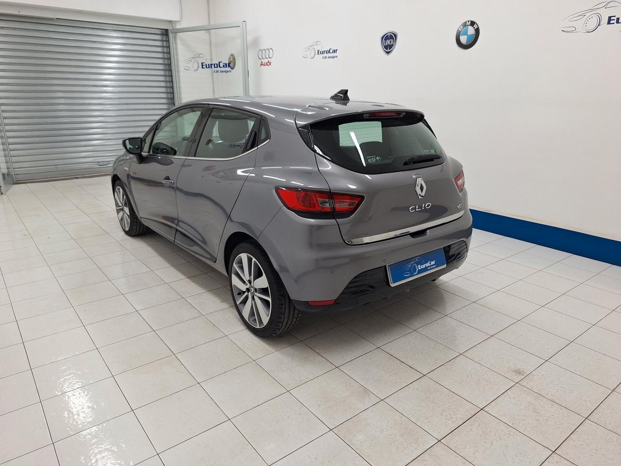 Renault Clio 1.5 dCi 75cv Costume National