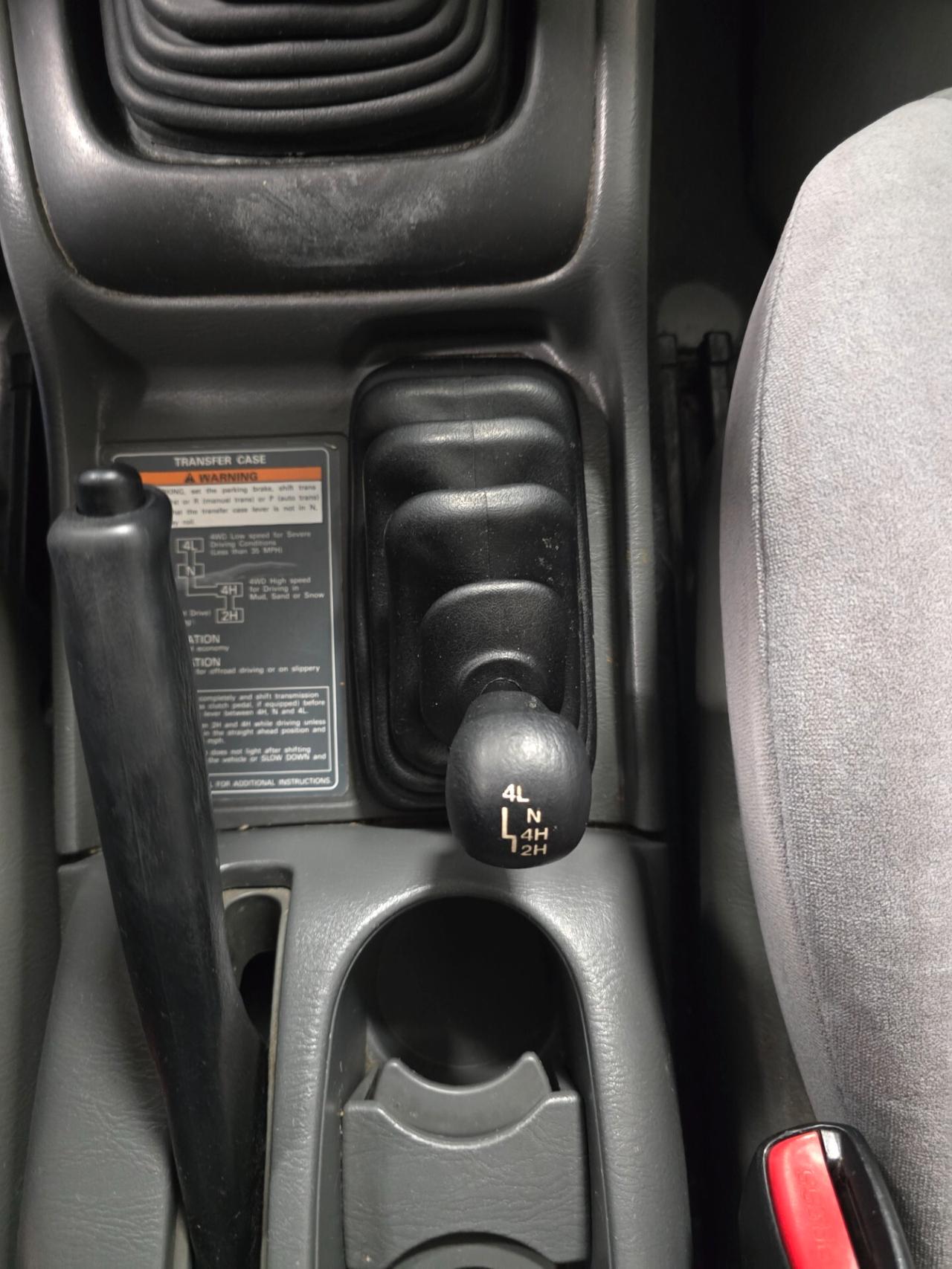 Suzuki Grand Vitara 1.6i 16V cat 3 porte