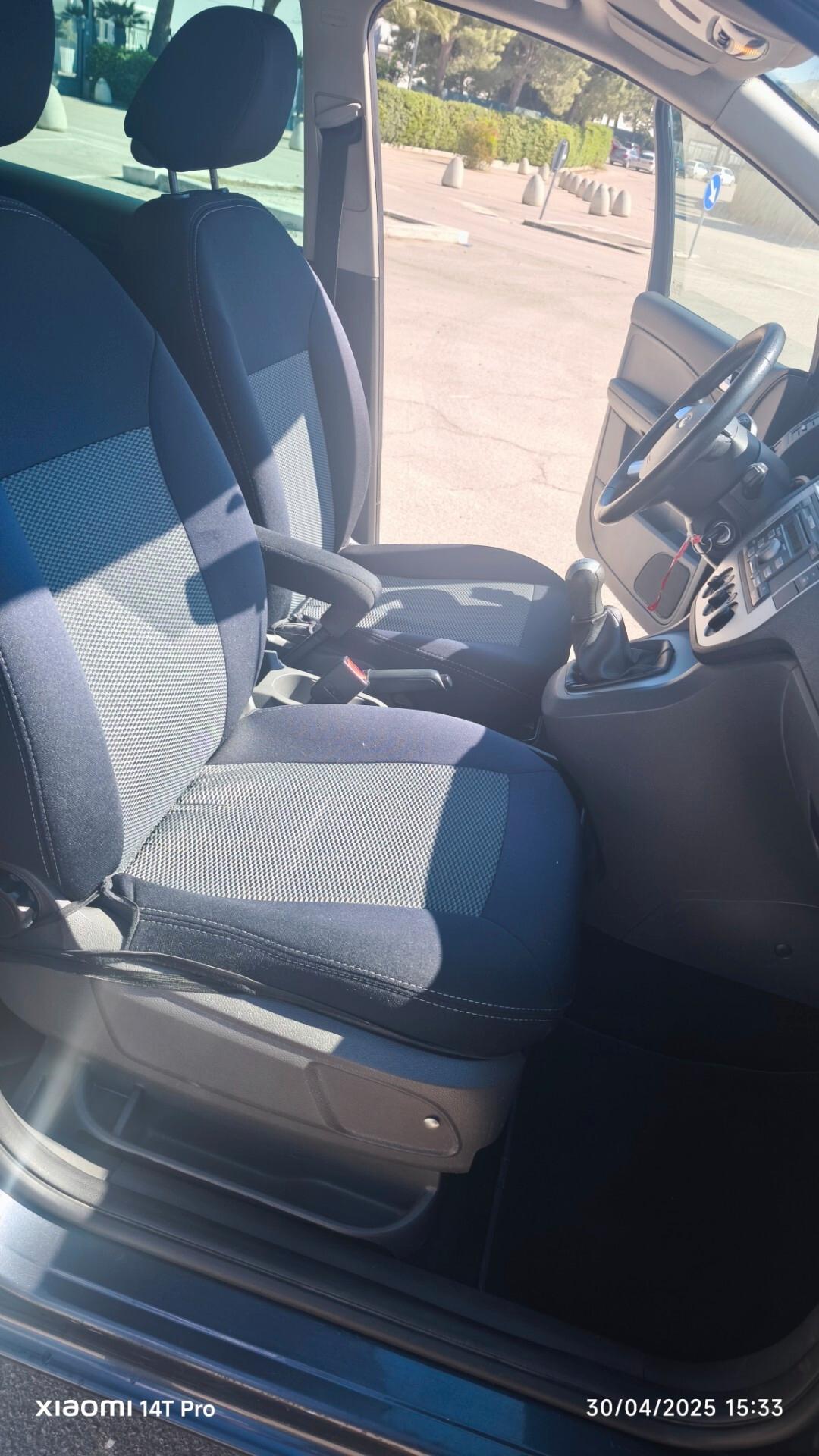 Ford C-Max 1.6 TDCi 90cv NEOPATENTATI