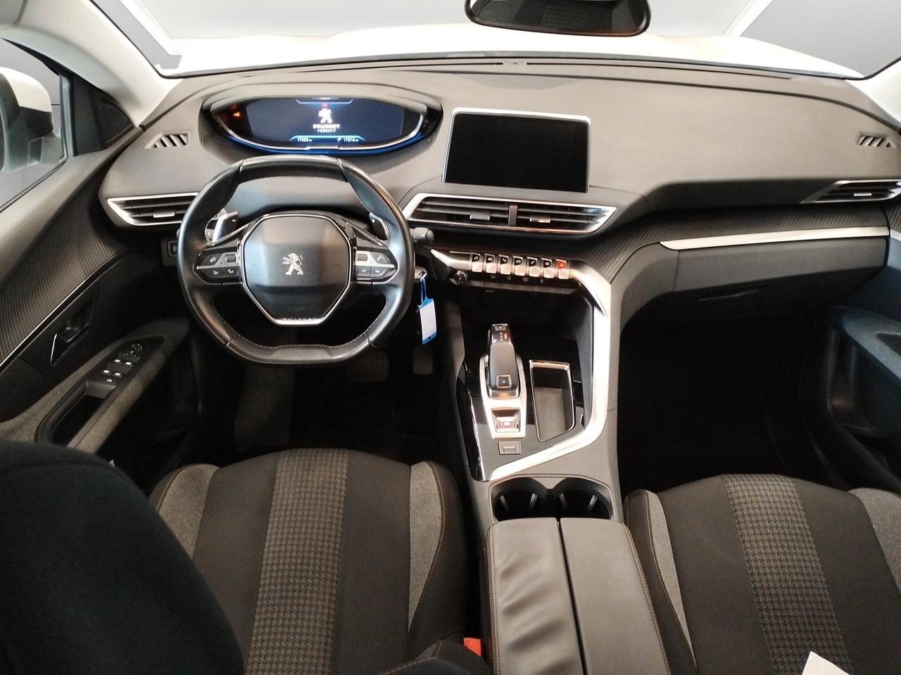 Peugeot 3008 BlueHDi 120 S&S Business