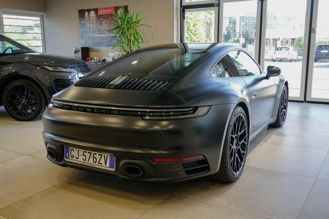 Porsche 992 911 Carrera