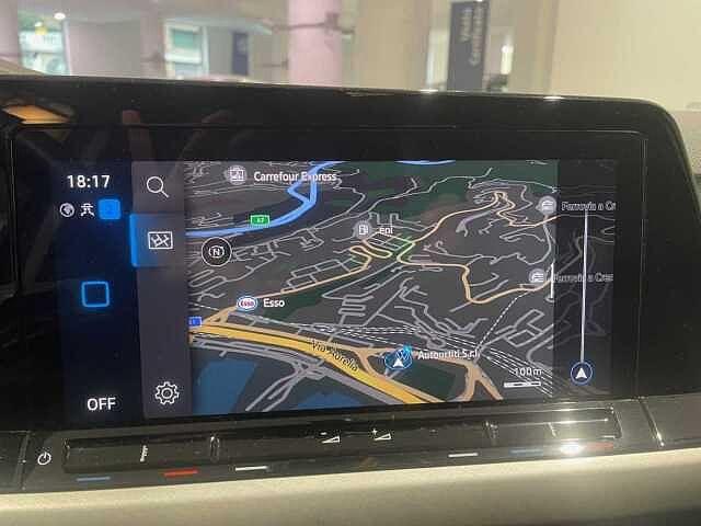 Volkswagen Golf 8ª serie Variant 1.0 eTSI EVO DSG Life