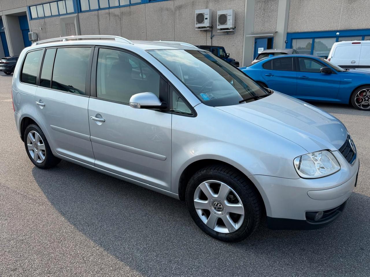 Volkswagen Touran 1.6 16V FSI Highline