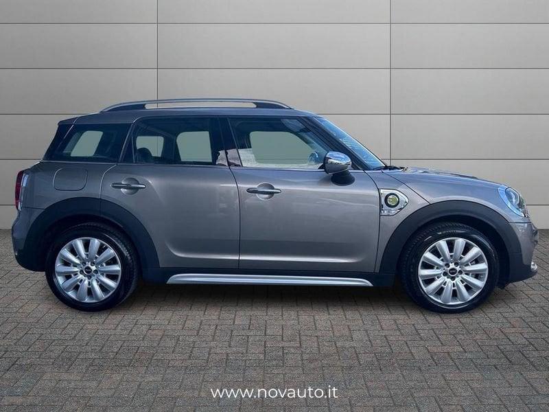 MINI Countryman Cooper S E ALL4 automatica