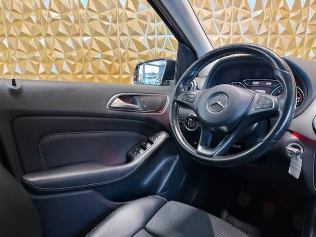 Mercedes-benz B 180 d Premium