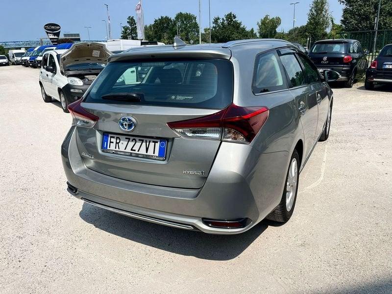 Toyota Auris Touring Sports 1.8 Hybrid Lounge