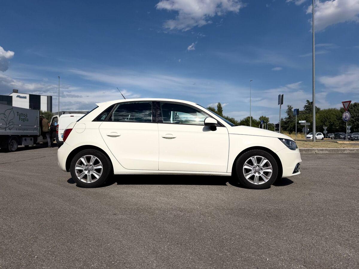 Audi A1 1.6 tdi Ambition 90cv