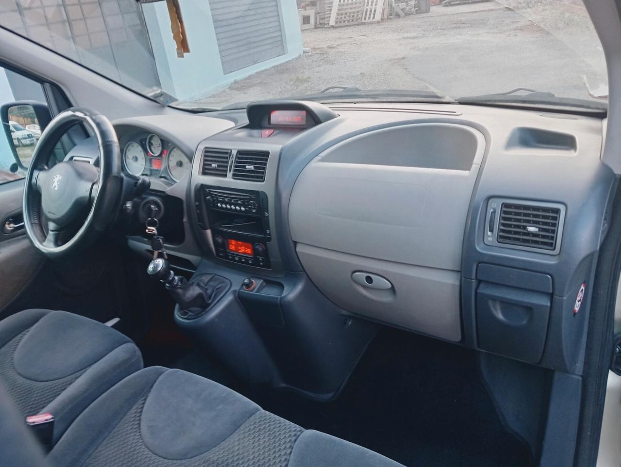 Peugeot Expert Tepee 2.0 HDi 136CV FAP PC Comfort 9P