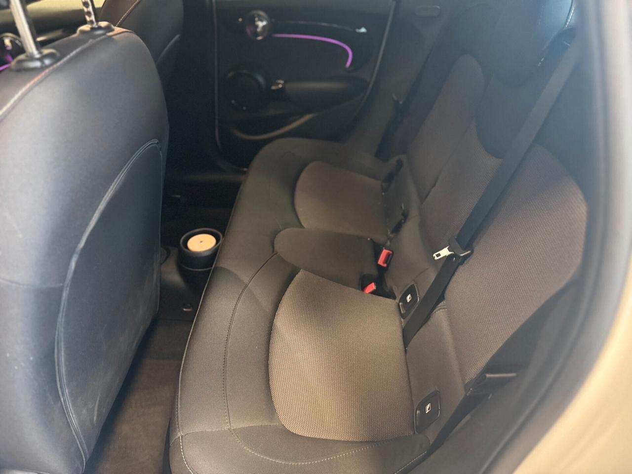 Mini 1.5 Cooper Resolute