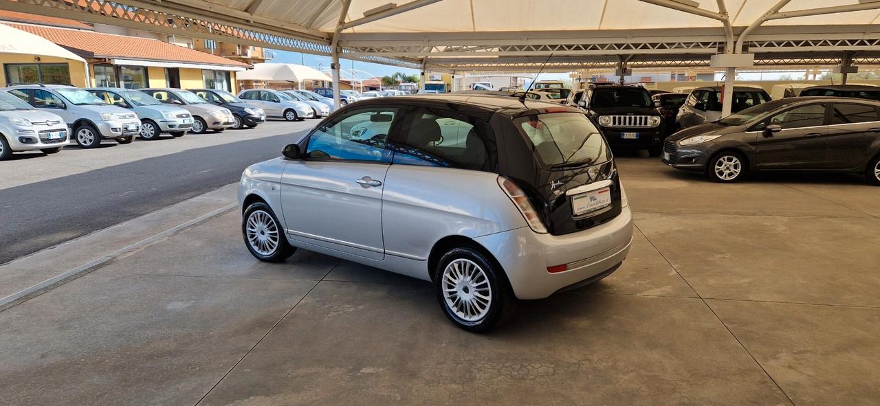 Lancia Ypsilon 1.3 Mjt 75cv BiColore