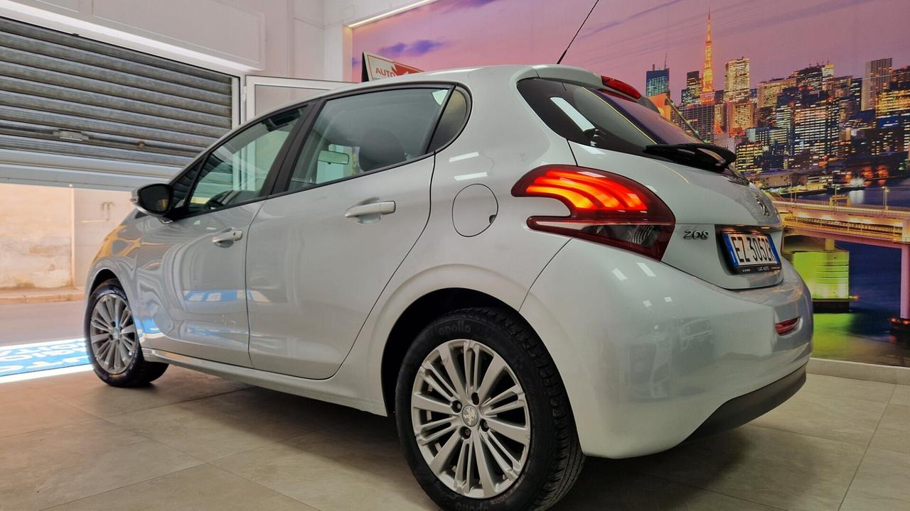 Peugeot 208 PureTech 82 5 porte