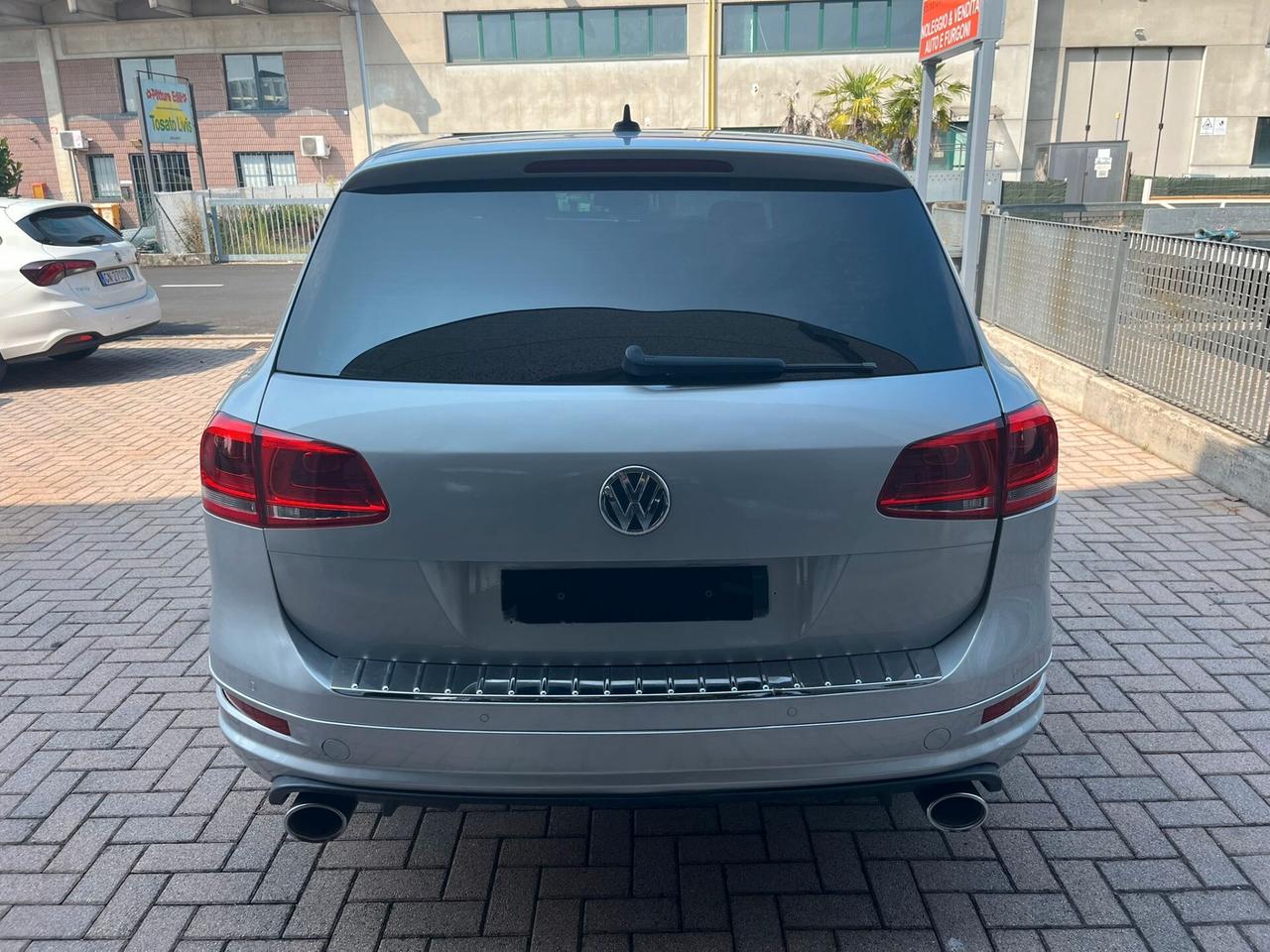Volkswagen Touareg 3.0 TDI tiptronic RLINE GANCIO DI TRAINO