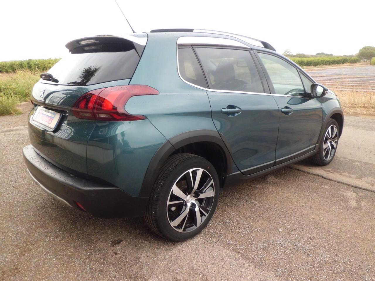 Peugeot 2008 BlueHDi 100 Allure