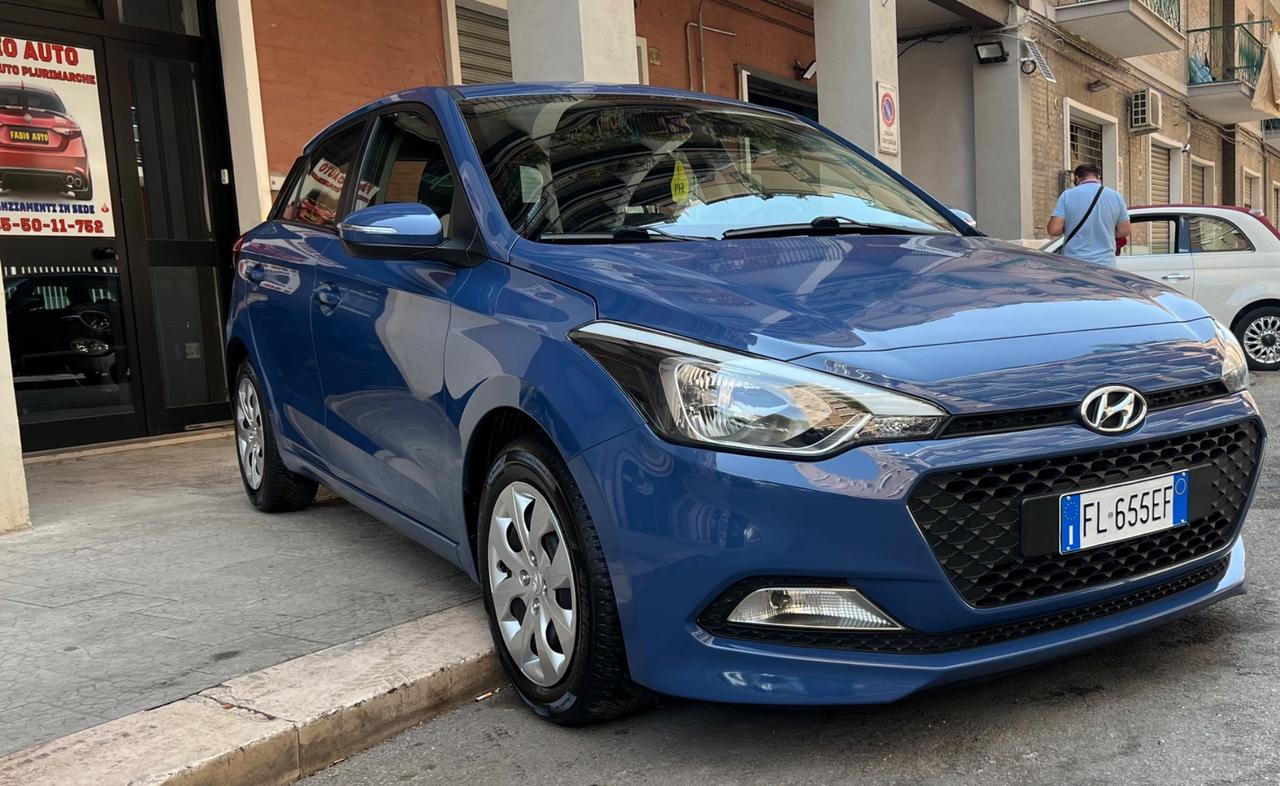 Hyundai i20 1.1 CRDi 12V 5 porte Comfort