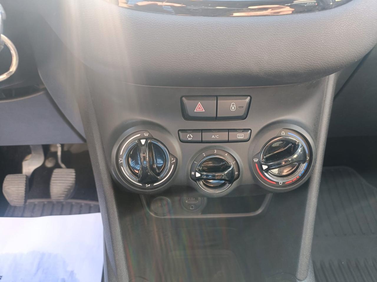 Peugeot 208 1.4 HDi 68 CV 5 porte Active