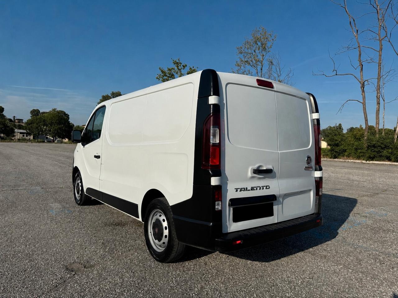 Furgone Fiat talento