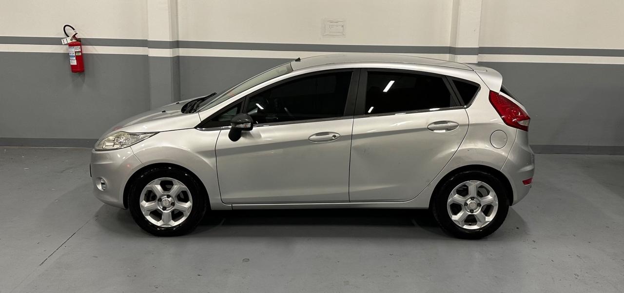 Ford Fiesta 1.4 TDCi 5p. Titanium