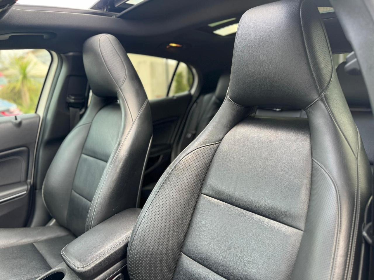 Mercedes-benz GLA 180 d Sport TETTO APRIBILE