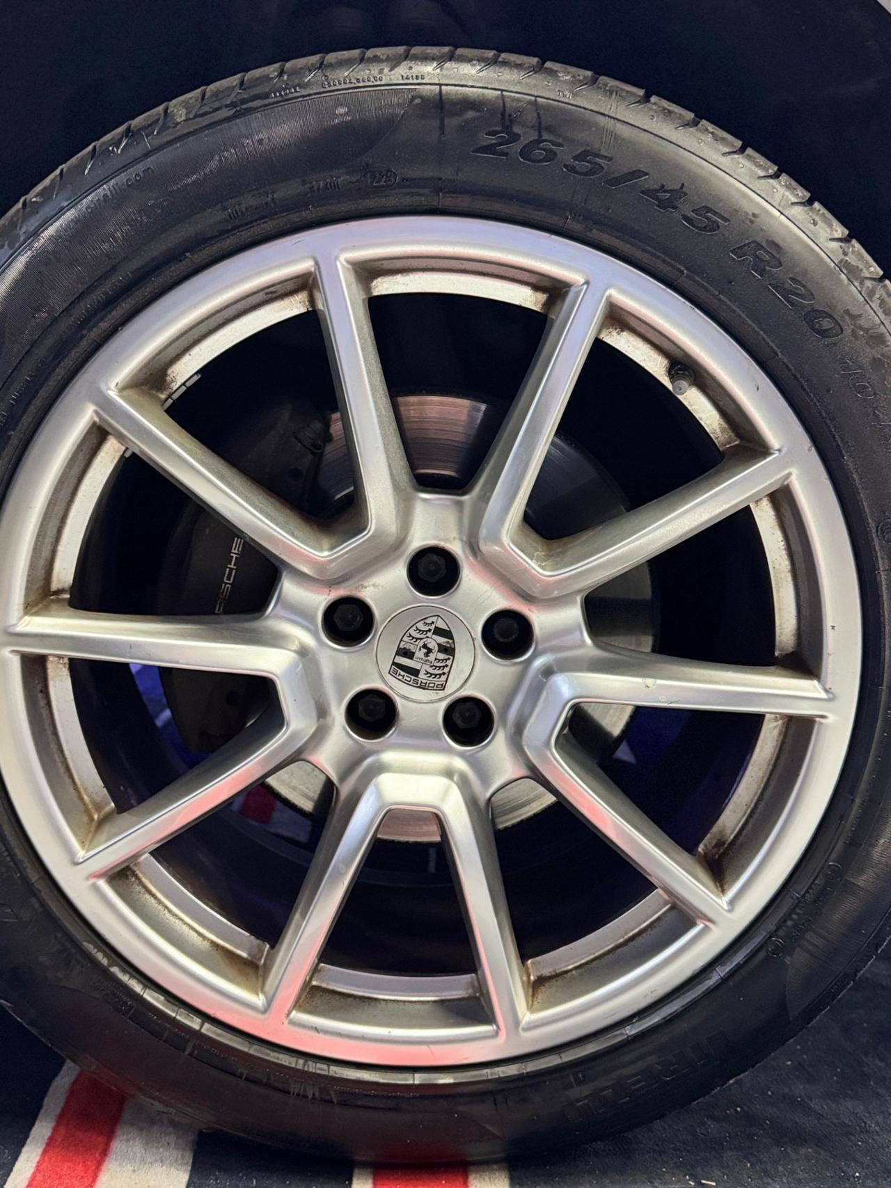 PORSCHE MACAN 2.0 Turbo: Il Tuo Sogno Porsche a un Prezzo Irripetibile