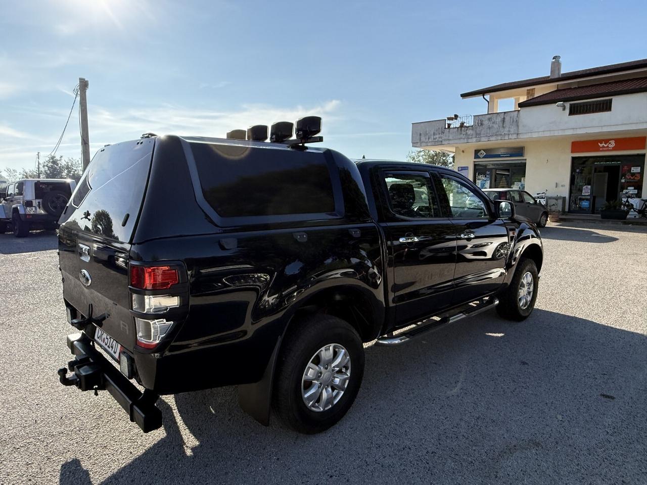 FORD RANGER 2.2 DOPPIA CABINA CAMBIO MANUALE