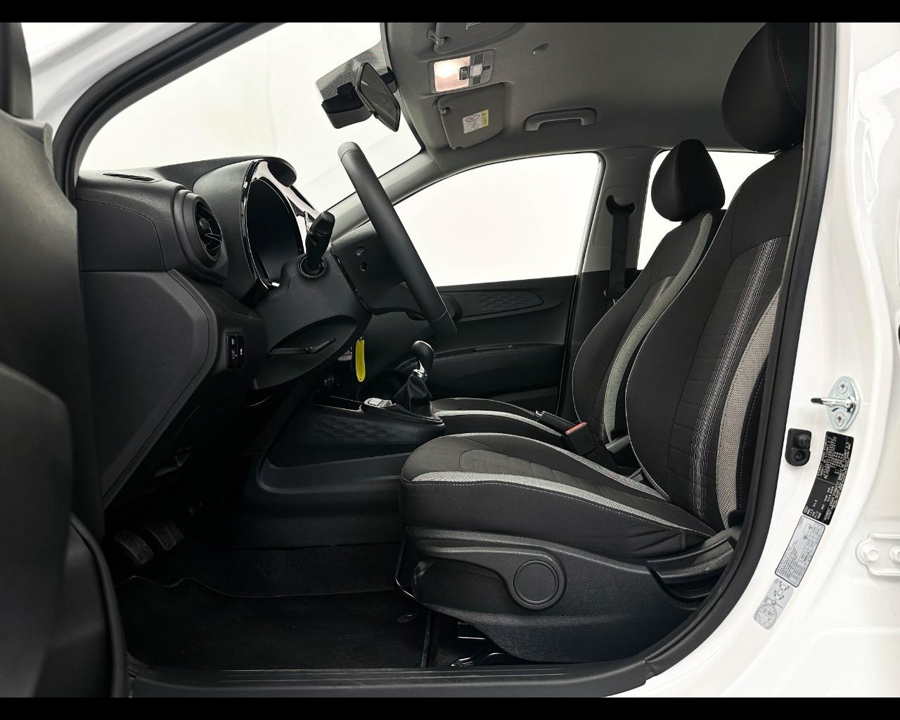 HYUNDAI I10 PE MY25 5P 1.0 MT CONNECTLINE