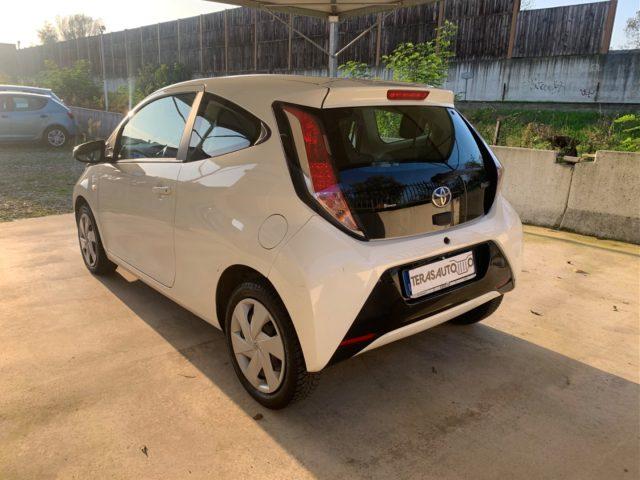 TOYOTA Aygo 1.0 VVT-i 69 CV 3 porte x-play OK NEOPATENTATI