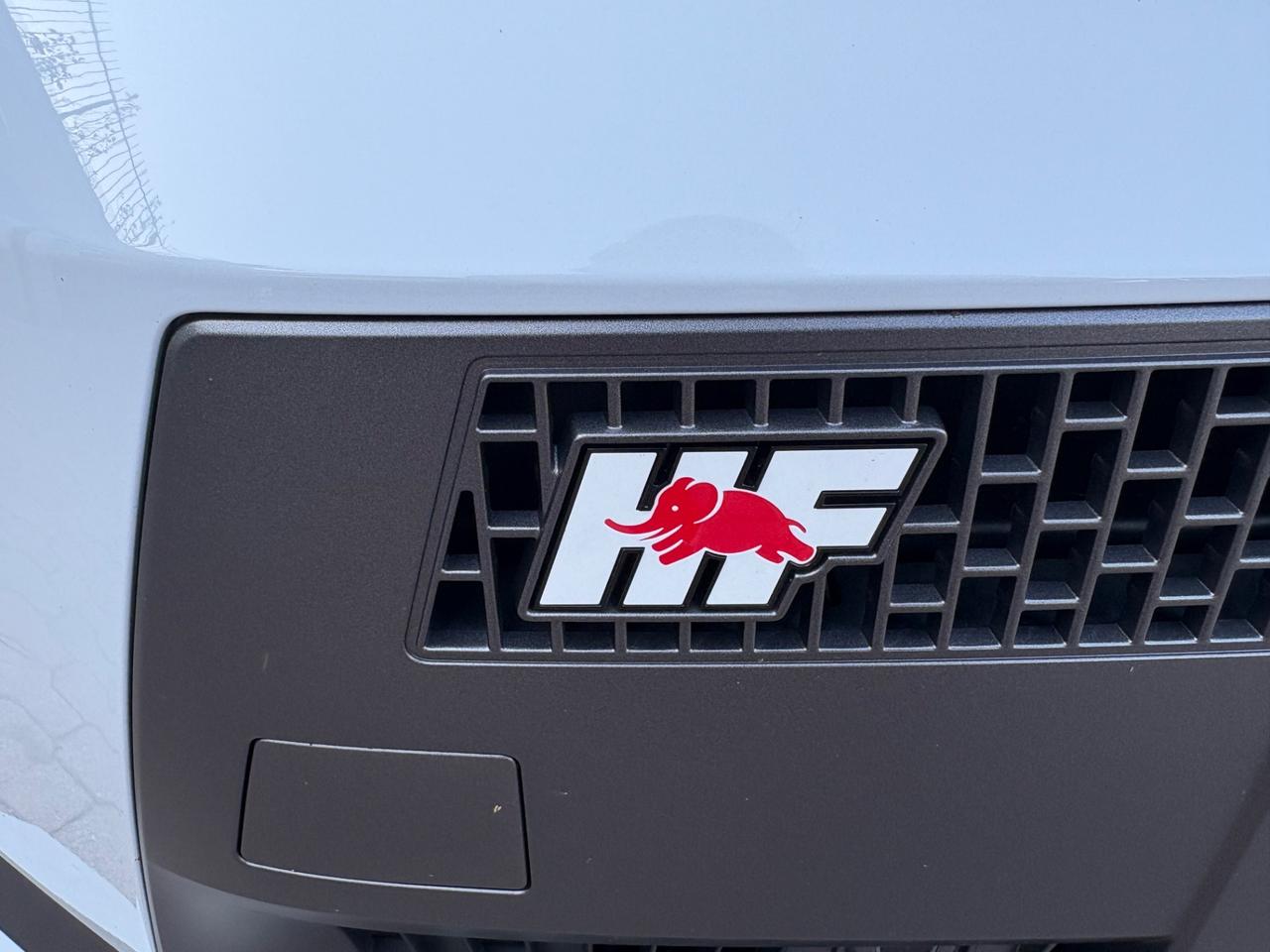 Lancia Ypsilon Hybrid e-DCT HF Line