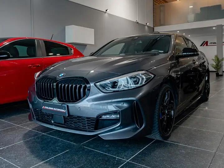 Bmw 118 118d 5p. Msport